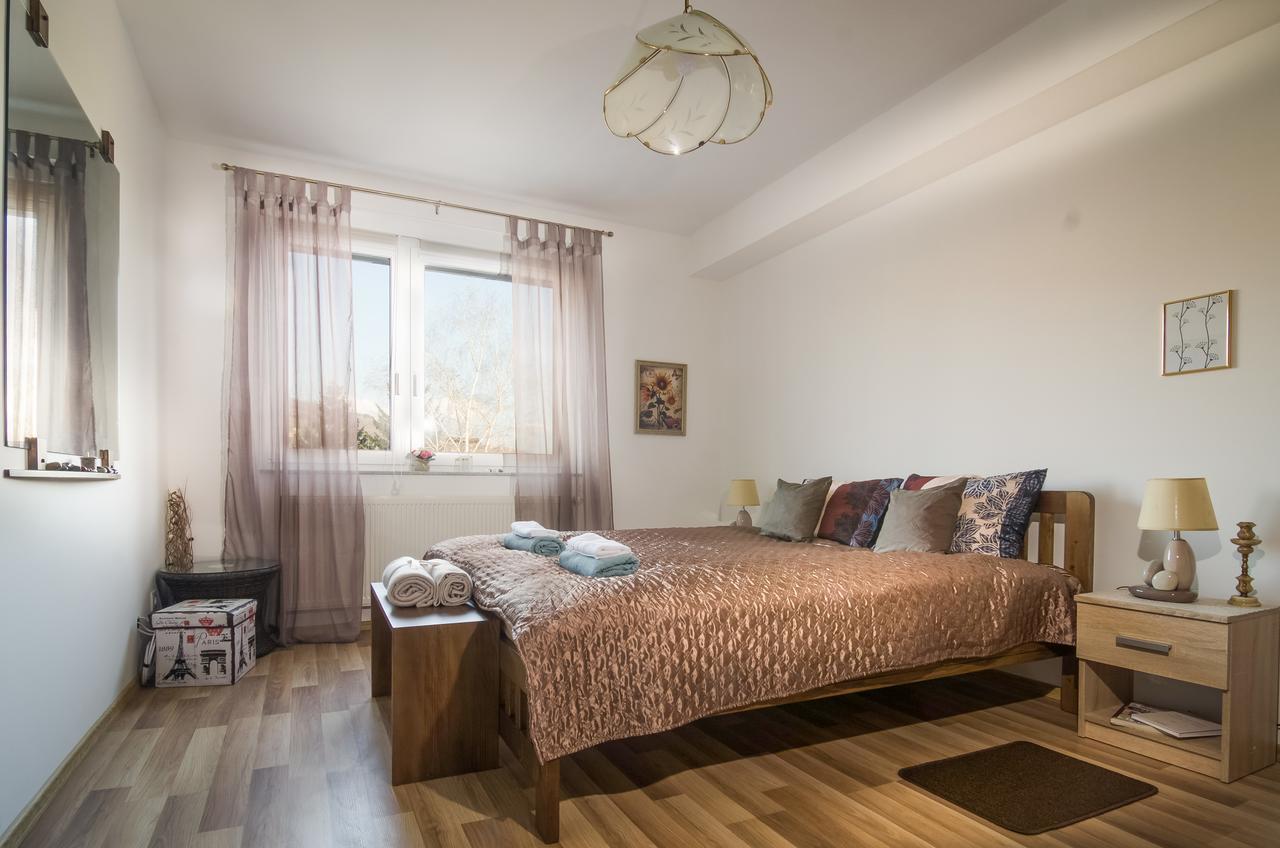 Apartment 10 Visoko Exteriér fotografie